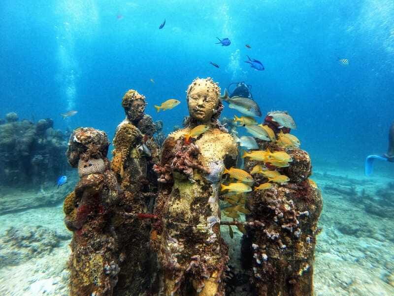 Cancun: Musa Underwater Museum & Reef Discover Scuba Diving - The 30-minute speedboat ride