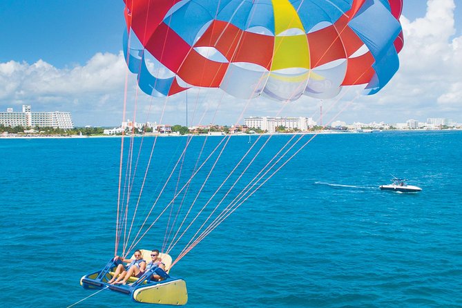 Cancun Parasailing Adventure - The crew is the strongest part of the experience