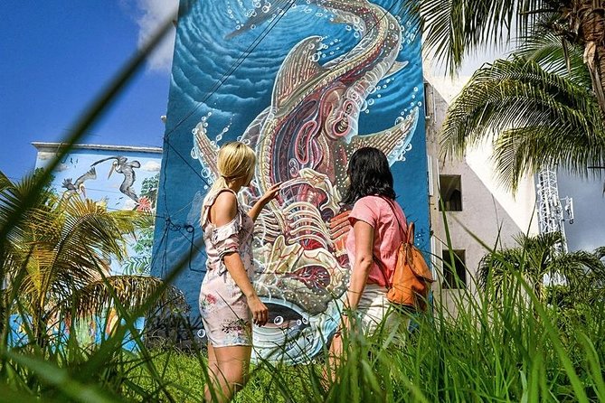 Cancun Private Street Art Tour - How John and Luis shape the experience