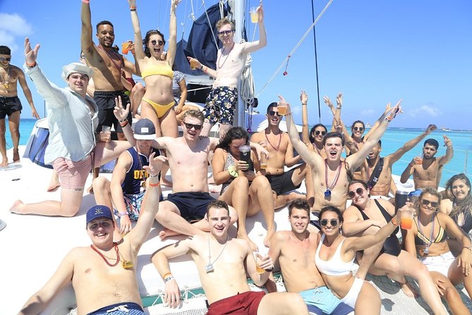 Cancun Sailing Catamaran Islas Mujeres With Luxury Beach Club - What the $76 price really covers