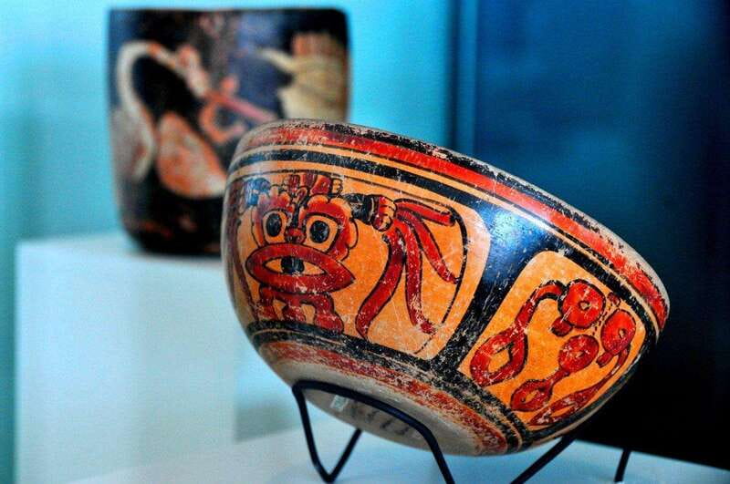 Cancun: Skip-the-Line Mayan Museum & San Miguelito Site - Inside Cancun’s three high-ceilinged galleries
