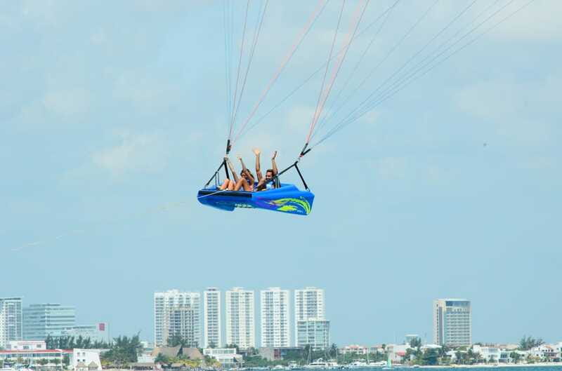 Cancún: Skyrider Parasailing Experience - The main limitations to keep in mind