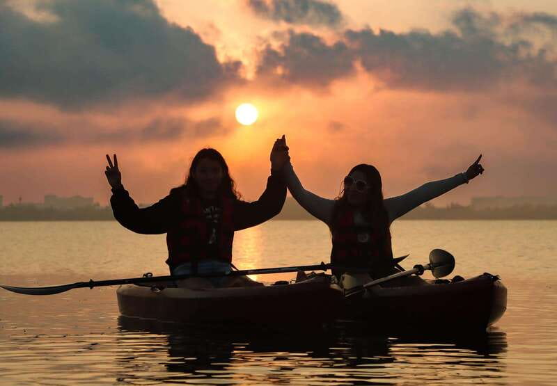 Cancun: Sunset Kayak Experience in the Mangroves - Why Nichupté Lagoon feels far from Cancun