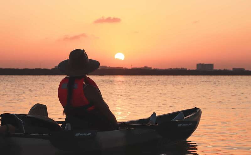 Cancun: Sunset Kayak Experience in the Mangroves - Second 45 minutes: narrow channels and the sunset view