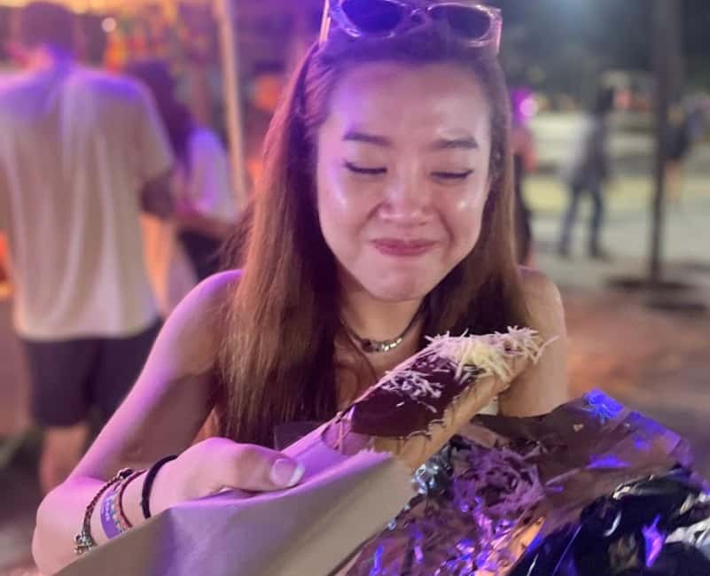 Cancun Taco Tour: Street Food & Tequila Tasting in Downtown - Parque de las Palapas and the evening atmosphere