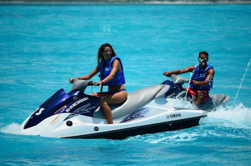 Cancun: Waverunner in Nichupte Lagoon - Mangroves and the greener side of Cancun