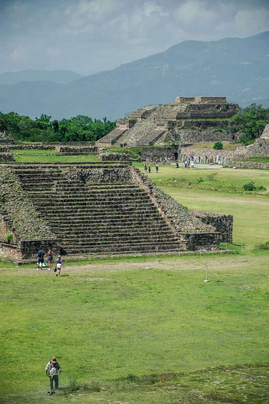 CDMX: Tour of the ruins of Teotihuacan, Tlatelolco, and Guadalupe - Teotihuacan and the Avenue of the Dead