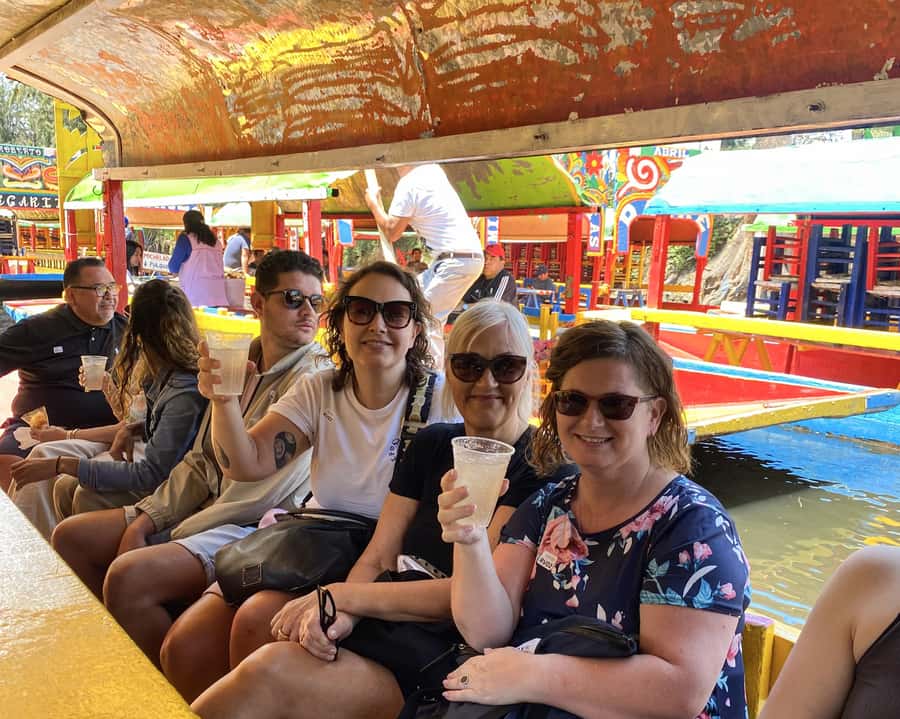 CDMX: Xochimilco Trajinera Party, Drinks, Mariachi & Tacos - Mariachi, dancing, and the main party