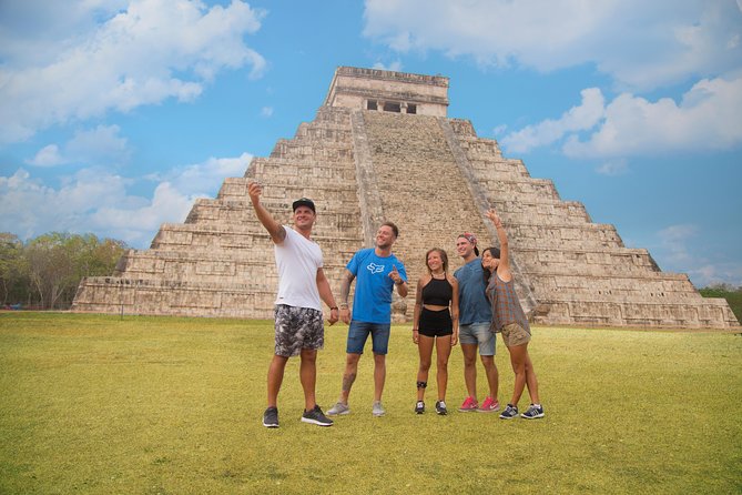 Chichen Itza by Van: Reduced Group, Tour Guide, Fast Trip & Lunch - Pickup from Playa del Carmen and the long road inland