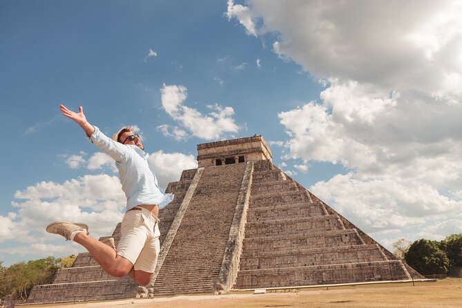 Chichén Itzá, Cenote Suytún, and Cenote Ikkil Guided Tour - A packed Yucatán day from Cancun