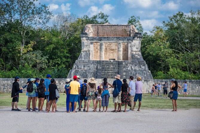 Chichen Itza, Cenote & Valladolid Tour with Tequila and Lunch - The guides can make or break a long day