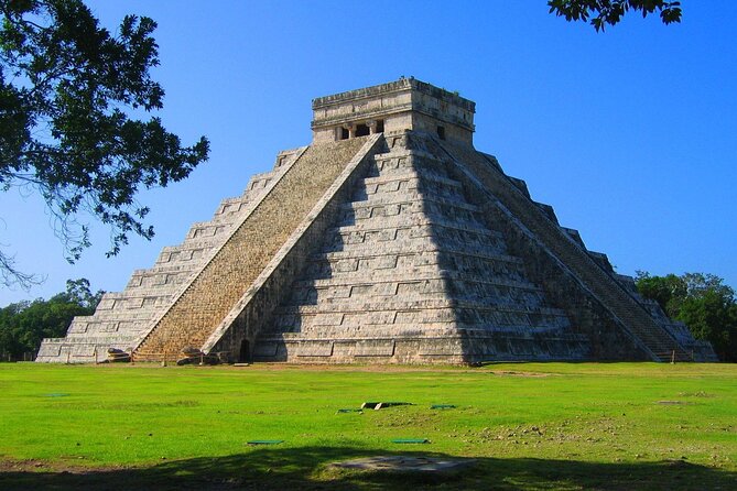 Chichen Itza Exclusive Tour, Cenote, Magical Town & Buffet - The shared ride from Cancun can shape your day