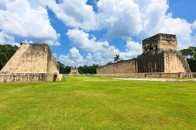 Chichen Itza Gastronomic, Valladolid and Cenote Extremo - The Mayan food stop in Kaua