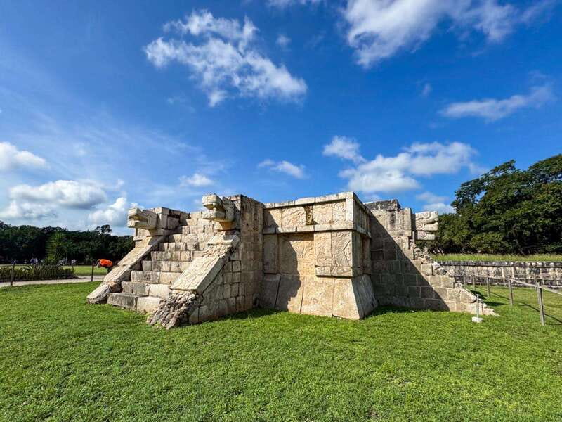 Chichen Itza: Guided Tour with Valladolid & Cenote Chichikan - Who should book this day trip