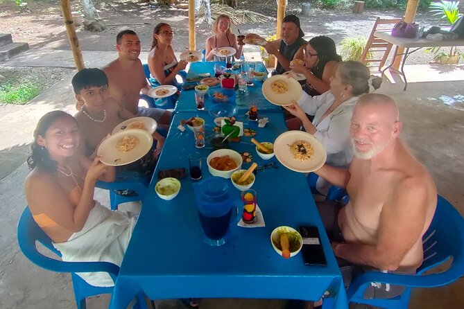 Chichen Itza, Private Cenote/Food Experience & the magic Izamal - Who will enjoy this day most