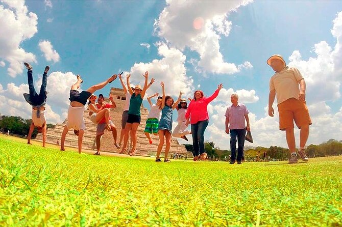 Chichen Itza Private Tour VIP - Valladolid supplies the food and local atmosphere