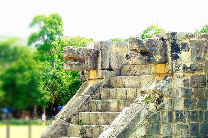 Chichen Itza, Suytun and Ik-Kil Cenote - The Maya village, lunch, and craft shops