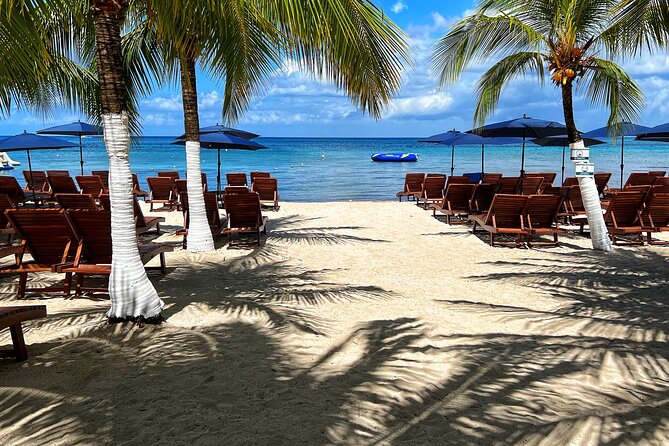 Chula’s All Inclusive Beach Pass with Transport - The party atmosphere and sales pitches
