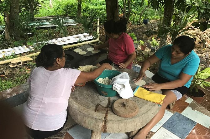 Coba Ruins, Punta Laguna Nature Reserve, Cenote and Mayan family - A Mayan family meal with local meaning