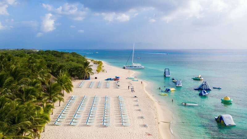 Cozumel: El Cielo, Palancar Reef, and Beach Party with Food - Food and drinks: what the $97 includes