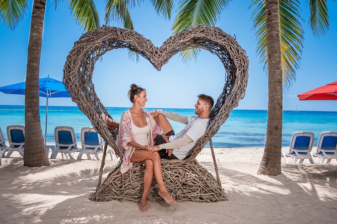 Cozumel: KUZÁ Beach Day, Buffet, Open Bar & Mexican Flavors Class - Buffet lunch and the standard open bar