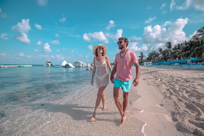 Cozumel: Paradise Beach Club All-Inclusive Day Pass - Lunch and the open bar