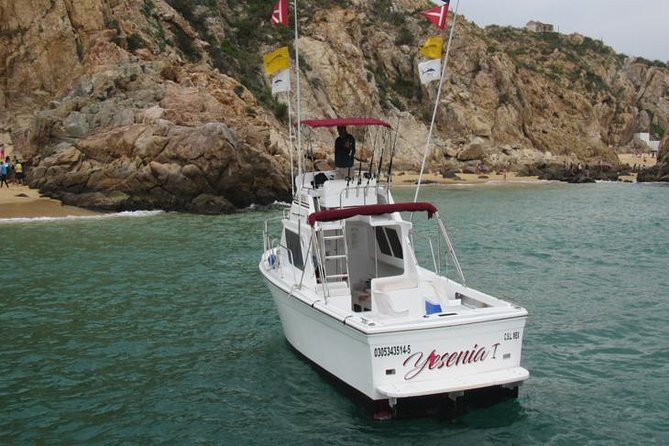 Deep Sea Fishing for 5 Hours from Cabo San Lucas - A Private Boat for Four People