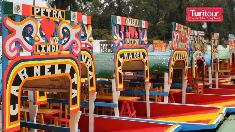 Discover Xochimilco and Coyoacán: Tradition, Music, Culture - What your two and a half hours on the canal include
