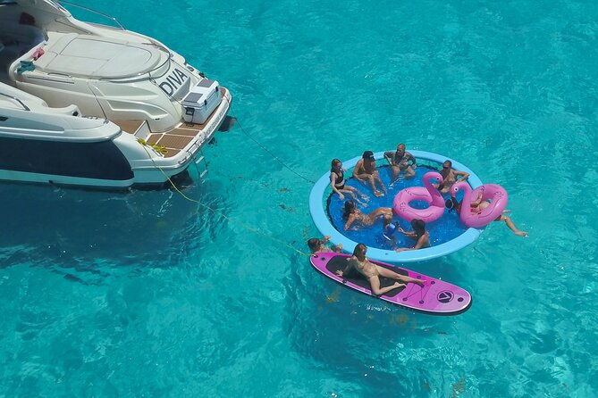 DIVA 60ft Elite Italian Yacht Experience in Cancun - What a private DIVA charter feels like