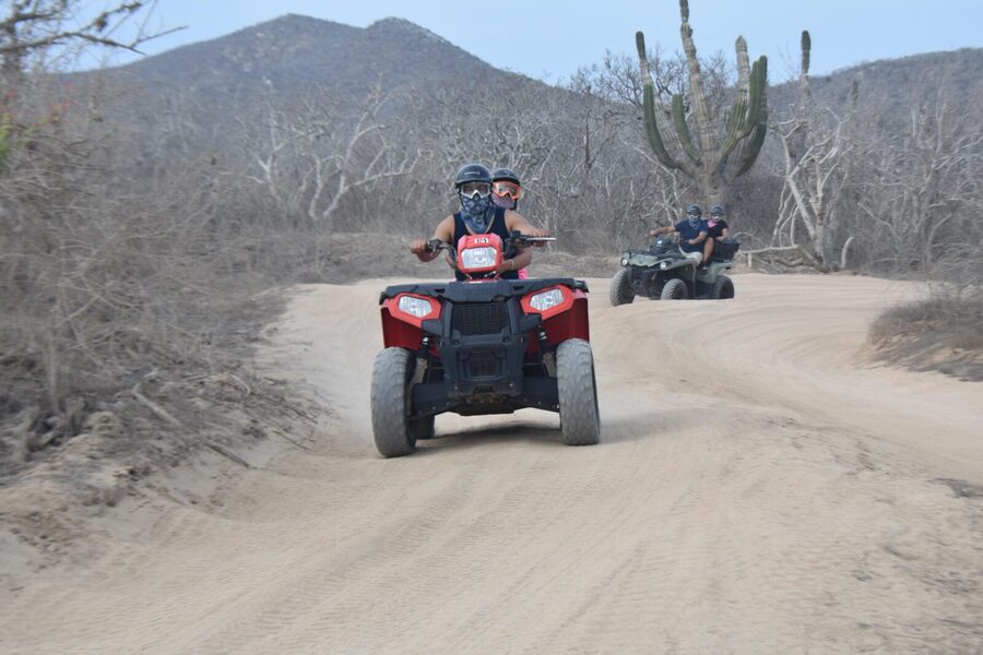 Double ATV Migriño Beach & Desert - Hotel pickup is convenient, but allow extra time