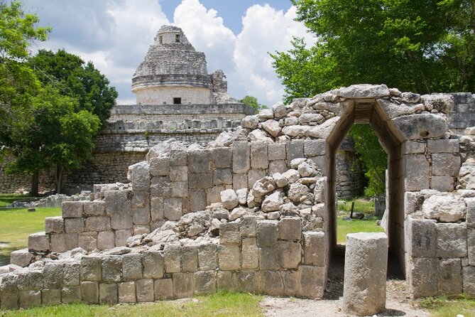 Early morning Chichen Itza Tour: Cenote and Tequila Tasting - Cenote Chichikan brings the day back to life