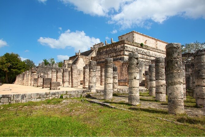 Early morning Chichen Itza Tour: Cenote and Tequila Tasting - Arriving at Chichen Itza and seeing El Castillo