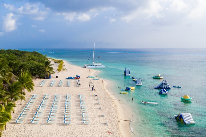El Cielo, Palancar Snorkel & Beach Party Experience - Drinks, music, and the return sail