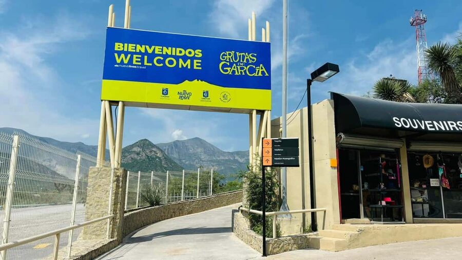 El mejor tour a "Grutas de Garcia" + Teleférico + Tickets - A practical verdict on the $125 cost