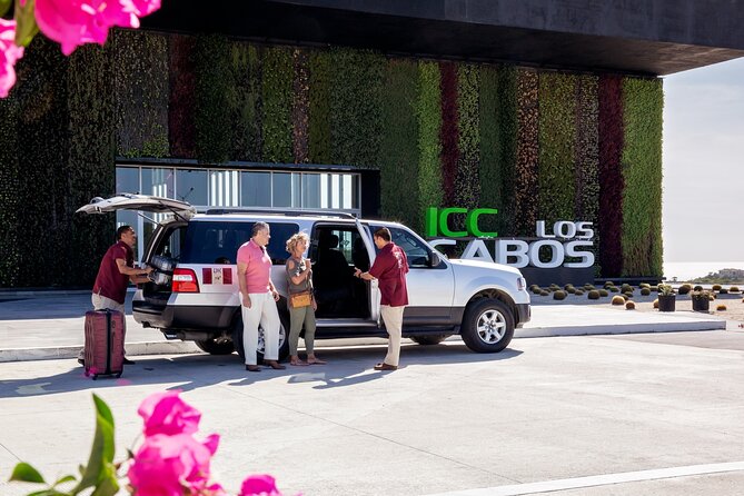 EPIC Airport Roundtrip Shuttle - Inside the air-conditioned minivan