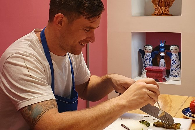 Essence of Mexico: Authentic Mexican Cooking Class & Market Tour - White mole and the logic of a complex sauce