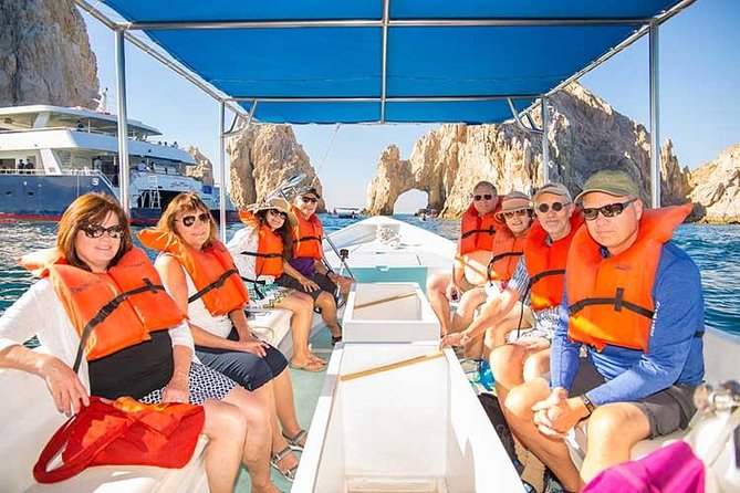 Famous Arch tour with Glass Bottom Boat. - Pelican Rock and the small glass windows