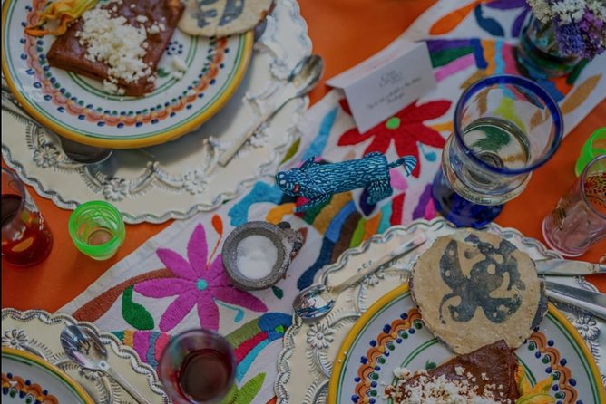 Flavors of Oaxaca: Cooking Class with No Set Menu and Local Market Tour - Oscar, Emily, and the pace of instruction