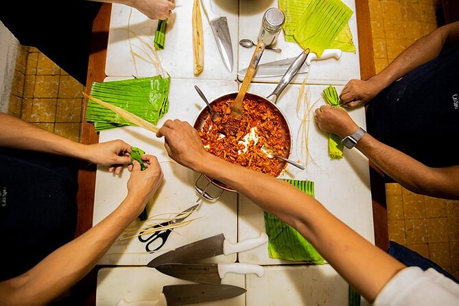Flavors of Oaxaca: Cooking Class with No Set Menu and Local Market Tour - From mole negro to tortillas and dessert
