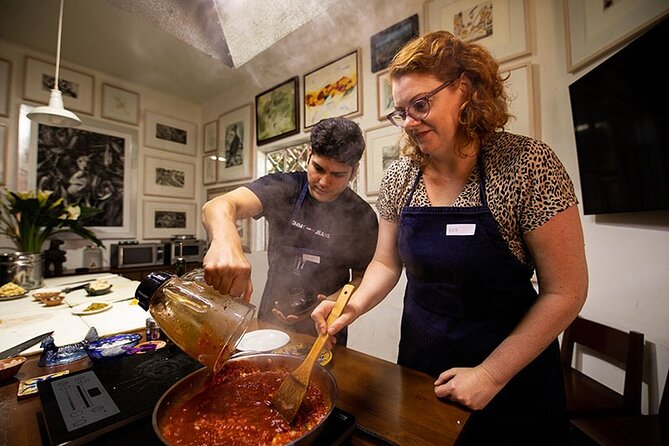 Flavors of Oaxaca: Cooking Class with No Set Menu and Local Market Tour - Drinks, lunch, and the shared table