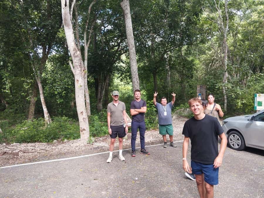 From Bacalar: Calakmul Ruins Expedition & Jungle Trek - How the guides shape the experience