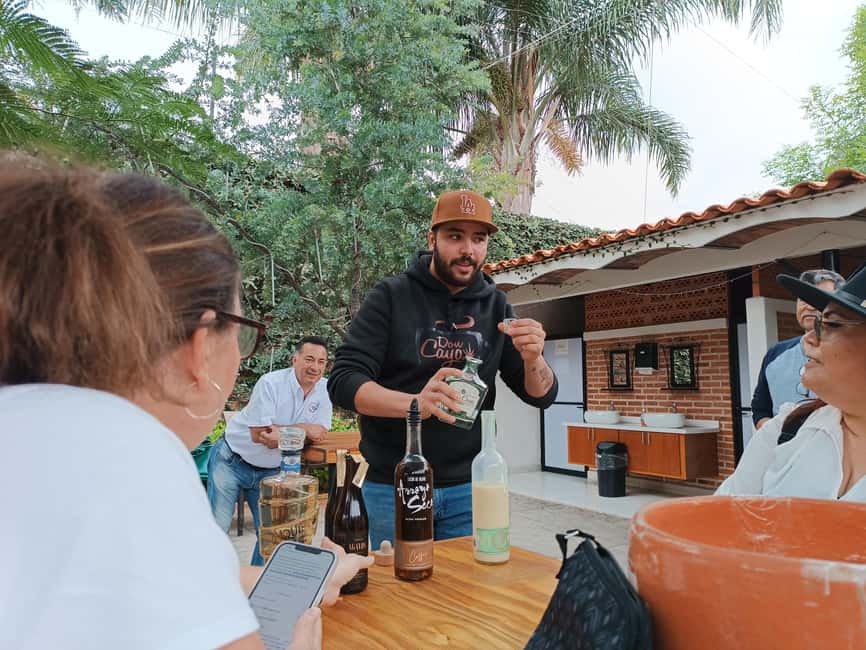 From Guadalajara: Tequila Town and Cantaritos El Guero - Tequila Don Cayo and the five-pour introduction