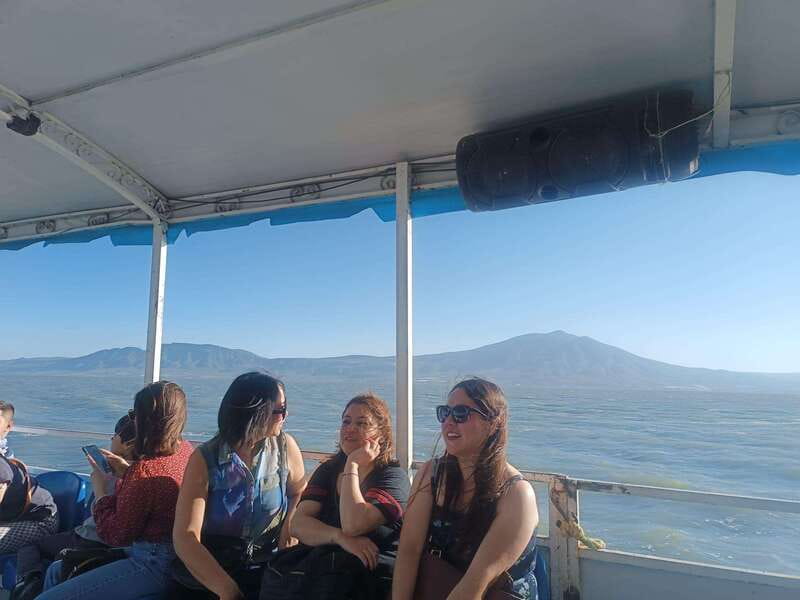 From Guadalajara to Chapala Lake: Funny and cultural tour - A celebrity ranch stop with a distinctly Mexican twist