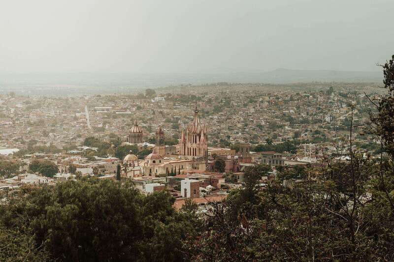 From Guanajuato: Dolores Hidalgo and San Miguel Public Tour - San Miguel de Allende in just one hour