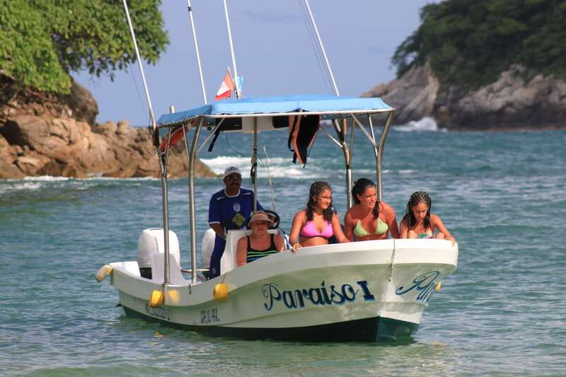 From La Crucecita: Private Huatulco 7 or 5 Bays Boat Trip - What the boat ride is really like
