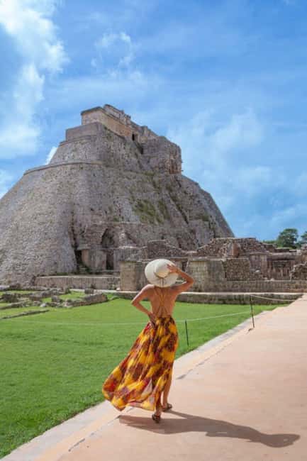 From Mérida:Uxmal and amazing cenotes guided tour with lunch - Key points at a glance