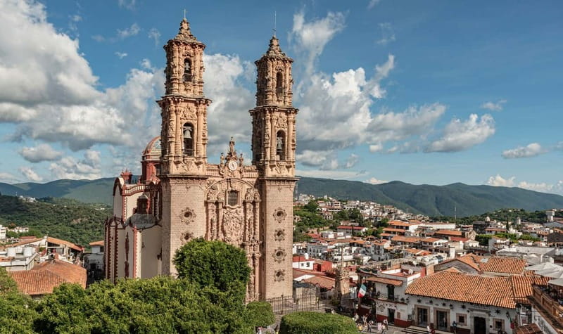 From Mexico City: 10-Hour Cuernavaca and Taxco Tour - Who will enjoy this day trip most?