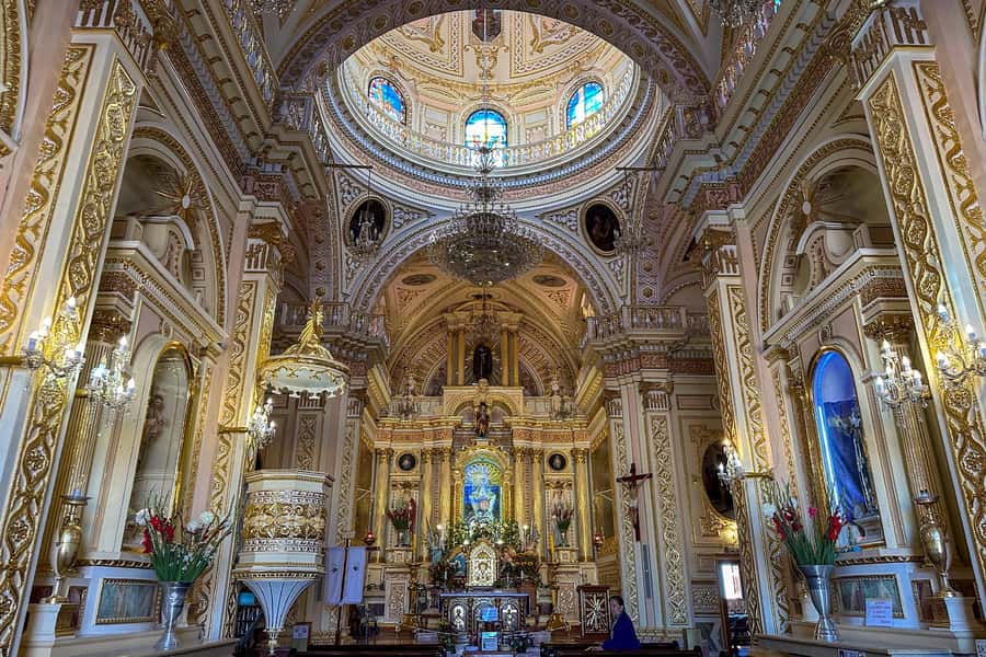 From Mexico City: One-day adventure: Puebla, Cholula, and Tonantzintla - An early start from Mexico City