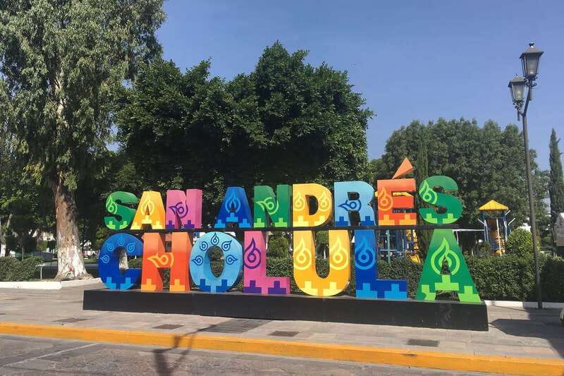 From Mexico City: Puebla and Cholula Day Tour - San Francisco Acatepec and the value of two church visits