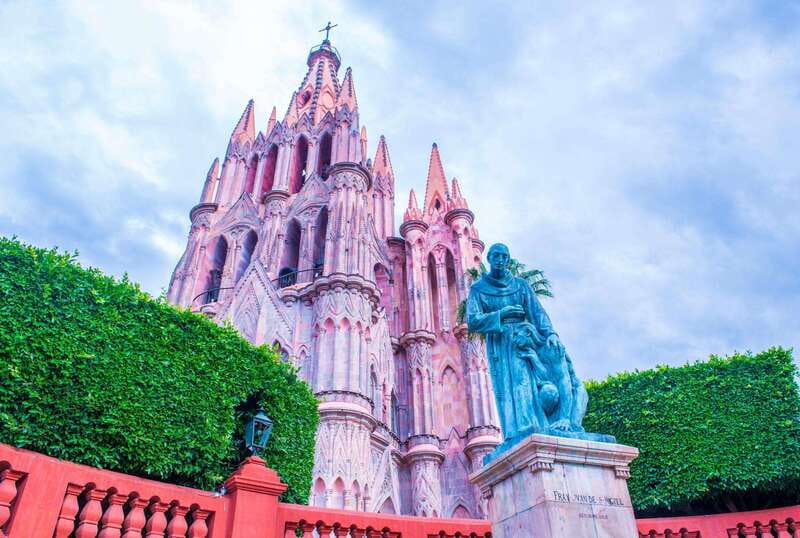 From Mexico City: San Miguel de Allende Day Trip - Artisan markets, local shops, and time to wander